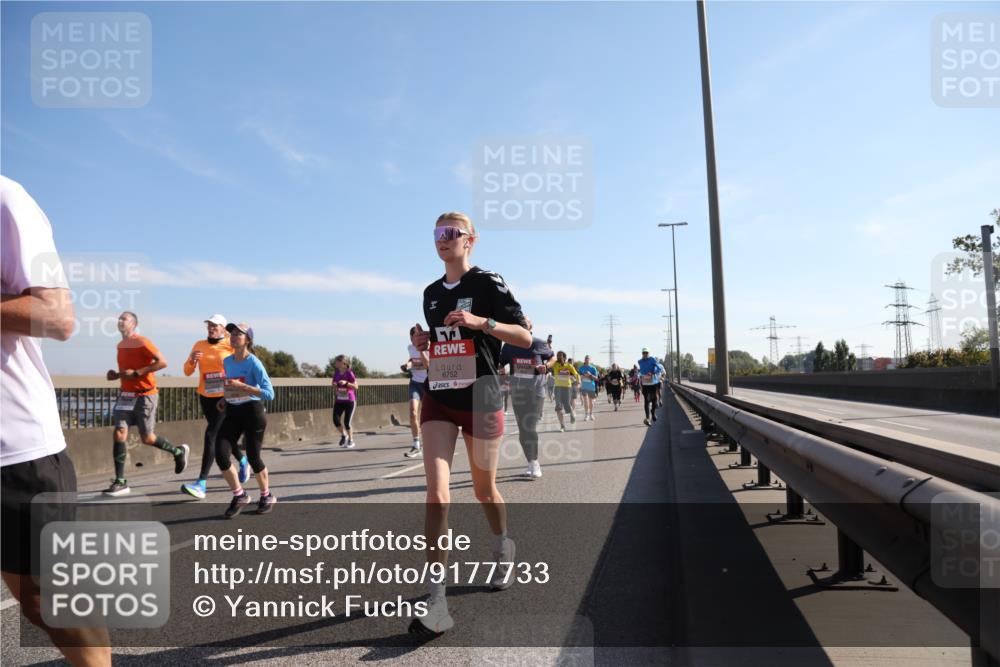 03.10.2025 - Köhlbrandbrückenlauf Yannick Fuchs http://msf.ph/oto/9177733 03.10.2025 11:17:04 Position 3 6752 meine-sportfotos.de