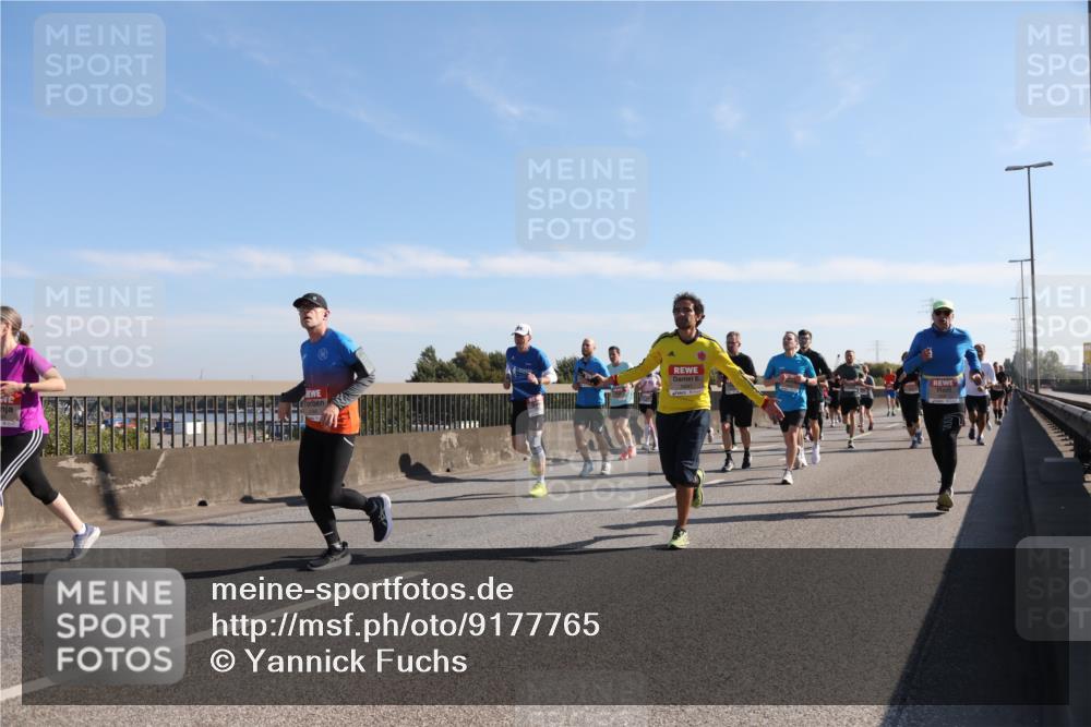 03.10.2025 - Köhlbrandbrückenlauf Yannick Fuchs http://msf.ph/oto/9177765 03.10.2025 11:17:06 Position 3  meine-sportfotos.de