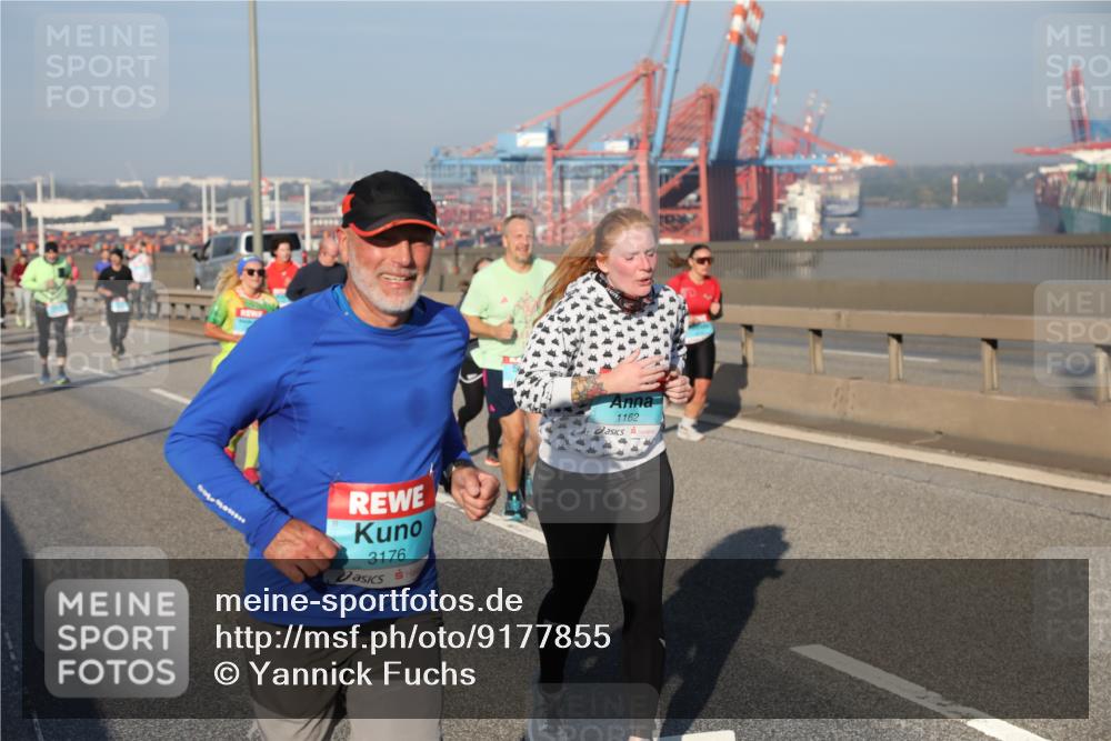 03.10.2025 - Köhlbrandbrückenlauf Yannick Fuchs http://msf.ph/oto/9177855 03.10.2025 08:49:15 Position 2 3176, 1162 meine-sportfotos.de