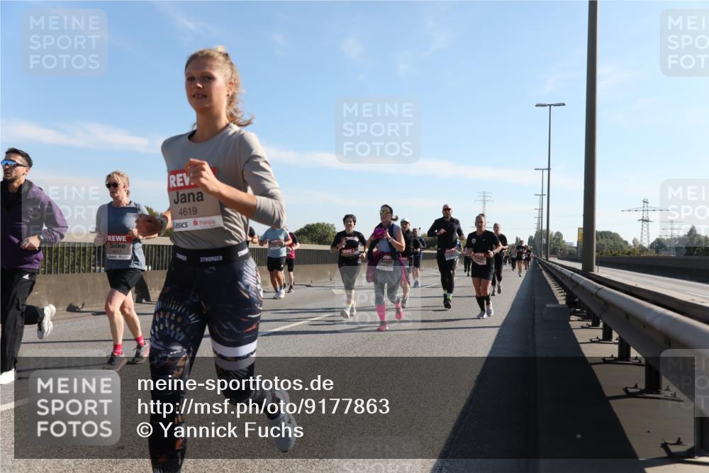 03.10.2025 - Köhlbrandbrückenlauf Yannick Fuchs http://msf.ph/oto/9177863 03.10.2025 11:17:12 Position 3 4619 meine-sportfotos.de