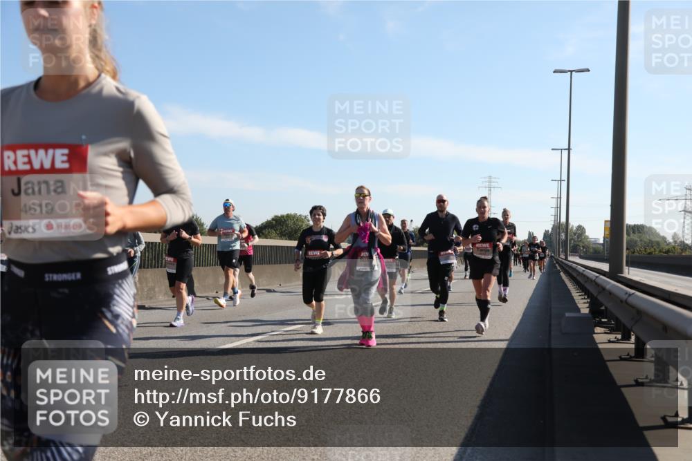 03.10.2025 - Köhlbrandbrückenlauf Yannick Fuchs http://msf.ph/oto/9177866 03.10.2025 11:17:12 Position 3 4619 meine-sportfotos.de