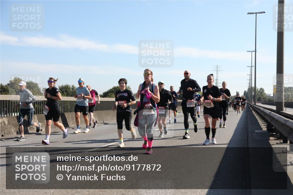 03.10.2025 - Köhlbrandbrückenlauf Yannick Fuchs http://msf.ph/oto/9177872 03.10.2025 11:17:12 Position 3  meine-sportfotos.de