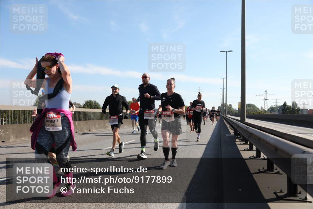 03.10.2025 - Köhlbrandbrückenlauf Yannick Fuchs http://msf.ph/oto/9177899 03.10.2025 11:17:14 Position 3 4514, 4012 meine-sportfotos.de