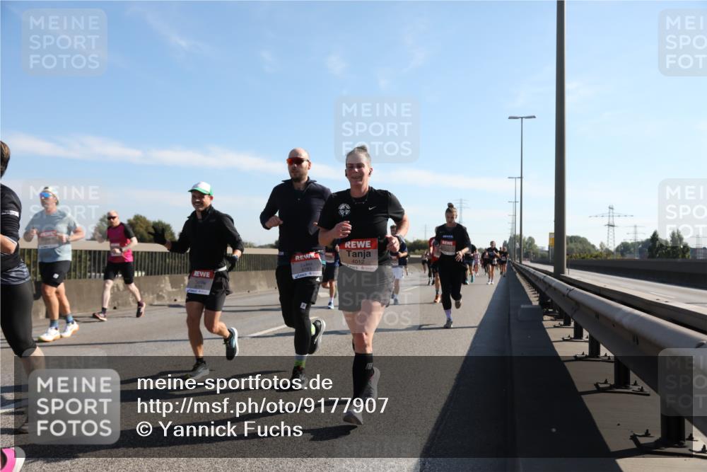 03.10.2025 - Köhlbrandbrückenlauf Yannick Fuchs http://msf.ph/oto/9177907 03.10.2025 11:17:14 Position 3 6783, 4012 meine-sportfotos.de