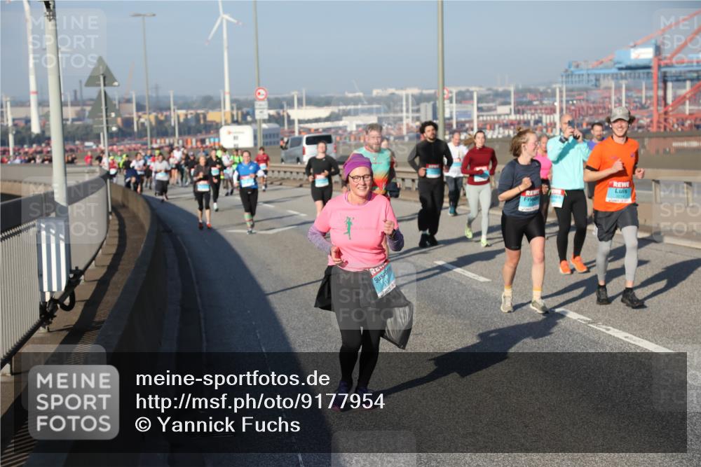 03.10.2025 - Köhlbrandbrückenlauf Yannick Fuchs http://msf.ph/oto/9177954 03.10.2025 08:49:25 Position 2  meine-sportfotos.de