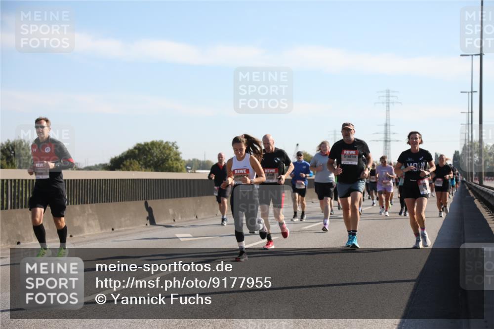 03.10.2025 - Köhlbrandbrückenlauf Yannick Fuchs http://msf.ph/oto/9177955 03.10.2025 11:17:18 Position 3  meine-sportfotos.de