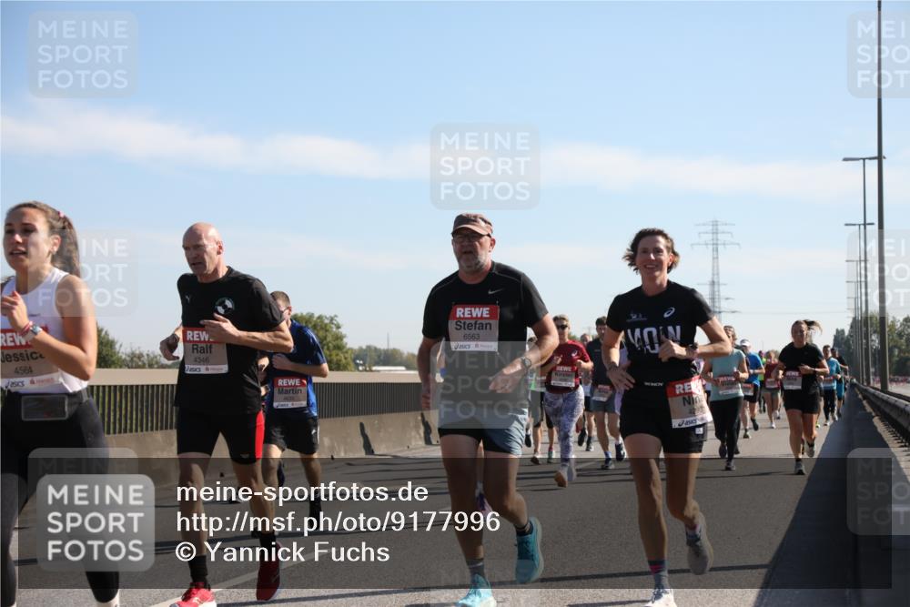 03.10.2025 - Köhlbrandbrückenlauf Yannick Fuchs http://msf.ph/oto/9177996 03.10.2025 11:17:20 Position 3 4564, 4346, 6563, 4293 meine-sportfotos.de