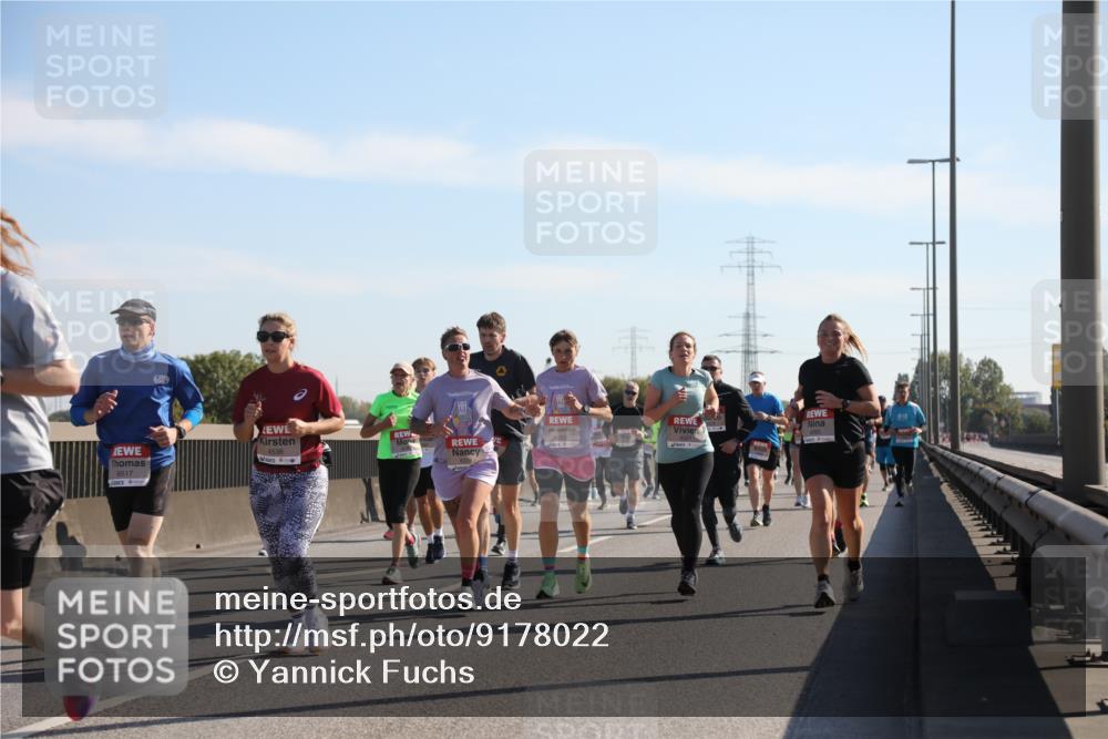 03.10.2025 - Köhlbrandbrückenlauf Yannick Fuchs http://msf.ph/oto/9178022 03.10.2025 11:17:22 Position 3 6517, 4538, 1 meine-sportfotos.de