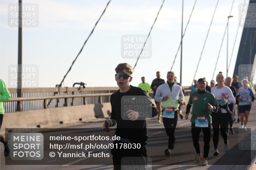 03.10.2025 - Köhlbrandbrückenlauf Yannick Fuchs http://msf.ph/oto/9178030 03.10.2025 08:30:08 Position 1  meine-sportfotos.de