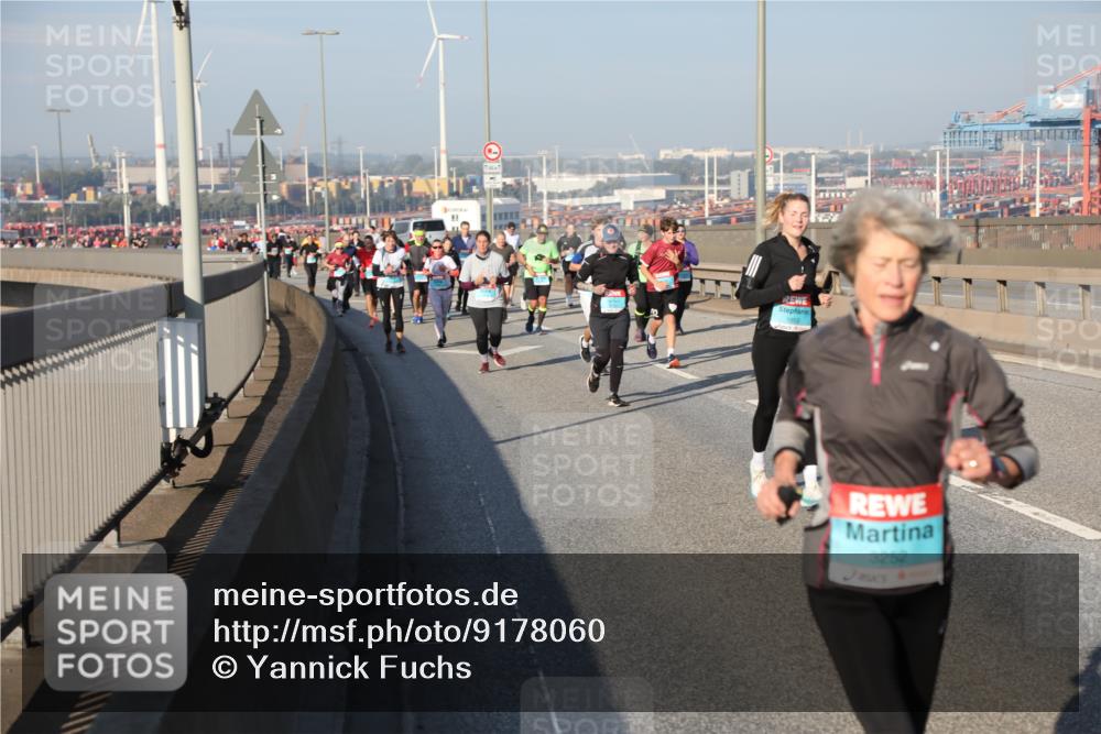 03.10.2025 - Köhlbrandbrückenlauf Yannick Fuchs http://msf.ph/oto/9178060 03.10.2025 08:49:35 Position 2 1693, 3252 meine-sportfotos.de