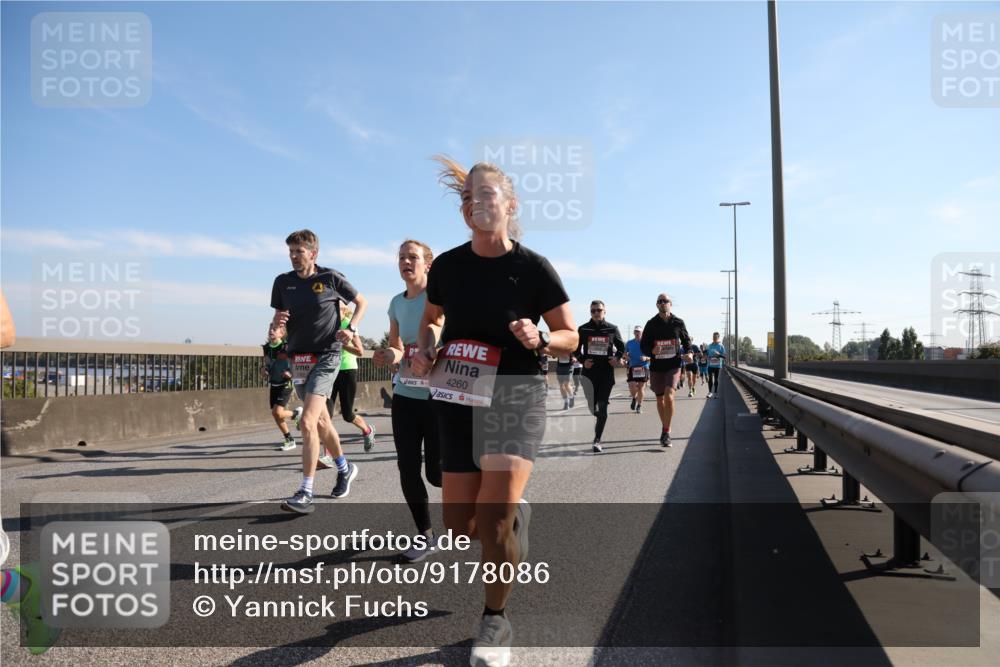 03.10.2025 - Köhlbrandbrückenlauf Yannick Fuchs http://msf.ph/oto/9178086 03.10.2025 11:17:25 Position 3 4260 meine-sportfotos.de