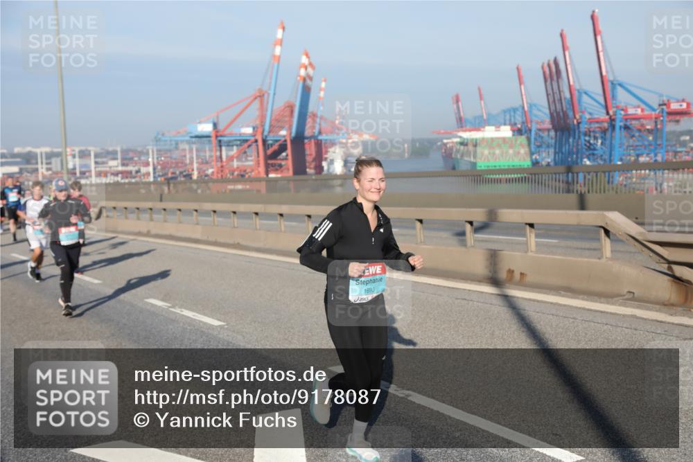 03.10.2025 - Köhlbrandbrückenlauf Yannick Fuchs http://msf.ph/oto/9178087 03.10.2025 08:49:38 Position 2 1693 meine-sportfotos.de