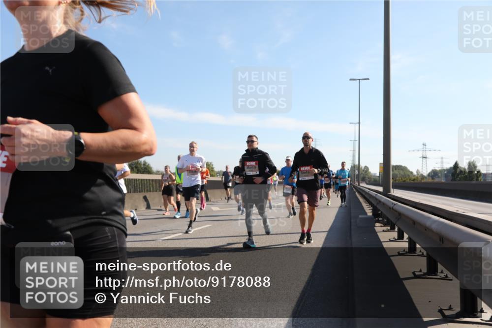 03.10.2025 - Köhlbrandbrückenlauf Yannick Fuchs http://msf.ph/oto/9178088 03.10.2025 11:17:25 Position 3  meine-sportfotos.de