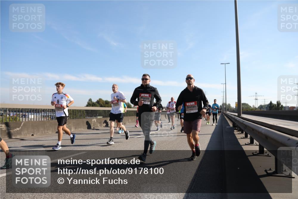03.10.2025 - Köhlbrandbrückenlauf Yannick Fuchs http://msf.ph/oto/9178100 03.10.2025 11:17:26 Position 3  meine-sportfotos.de