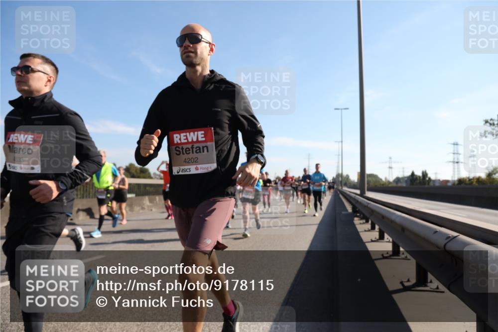 03.10.2025 - Köhlbrandbrückenlauf Yannick Fuchs http://msf.ph/oto/9178115 03.10.2025 11:17:27 Position 3 4533, 4202 meine-sportfotos.de