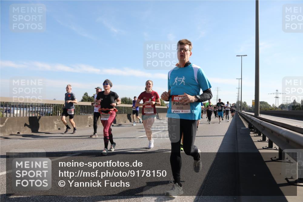 03.10.2025 - Köhlbrandbrückenlauf Yannick Fuchs http://msf.ph/oto/9178150 03.10.2025 11:17:30 Position 3 5641, 6533 meine-sportfotos.de