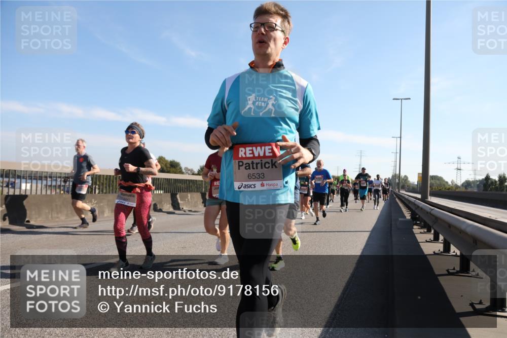 03.10.2025 - Köhlbrandbrückenlauf Yannick Fuchs http://msf.ph/oto/9178156 03.10.2025 11:17:30 Position 3 6641, 6533 meine-sportfotos.de