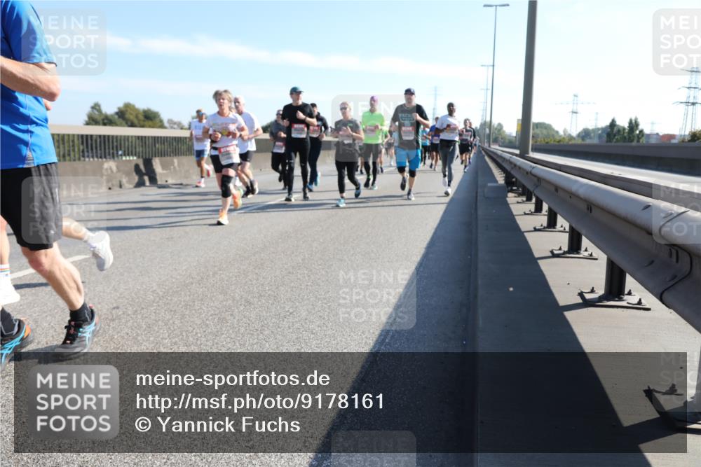 03.10.2025 - Köhlbrandbrückenlauf Yannick Fuchs http://msf.ph/oto/9178161 03.10.2025 11:17:33 Position 3  meine-sportfotos.de