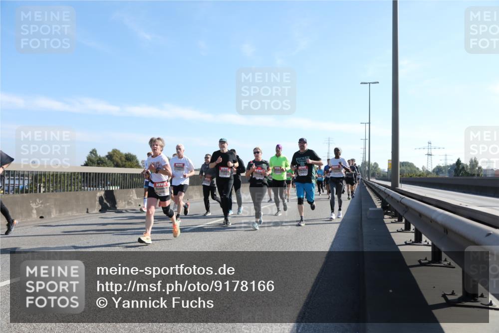 03.10.2025 - Köhlbrandbrückenlauf Yannick Fuchs http://msf.ph/oto/9178166 03.10.2025 11:17:33 Position 3  meine-sportfotos.de
