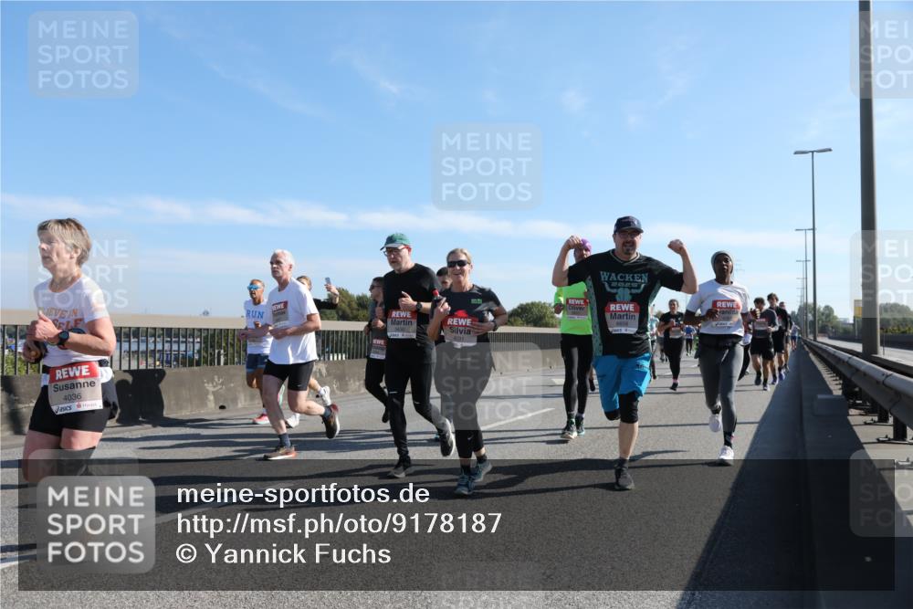 03.10.2025 - Köhlbrandbrückenlauf Yannick Fuchs http://msf.ph/oto/9178187 03.10.2025 11:17:34 Position 3 4036, 2025, 6658, 4031 meine-sportfotos.de