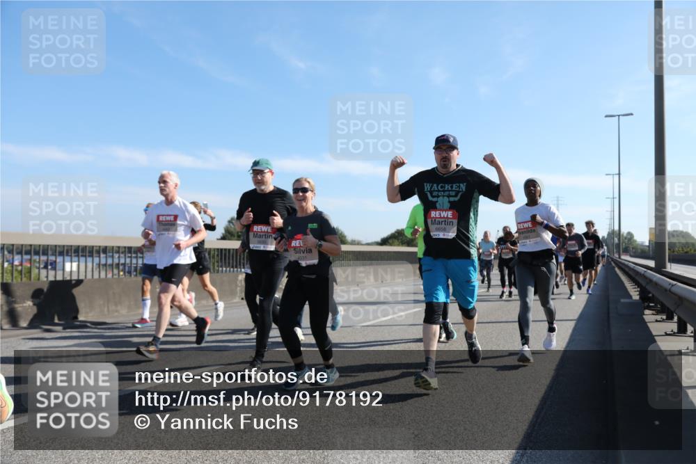 03.10.2025 - Köhlbrandbrückenlauf Yannick Fuchs http://msf.ph/oto/9178192 03.10.2025 11:17:35 Position 3 4031, 2025, 6658, 435 meine-sportfotos.de