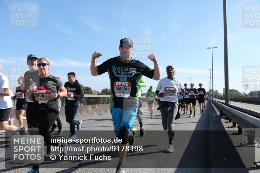 03.10.2025 - Köhlbrandbrückenlauf Yannick Fuchs http://msf.ph/oto/9178198 03.10.2025 11:17:35 Position 3 031, 15, 2025, 6658, 4351 meine-sportfotos.de