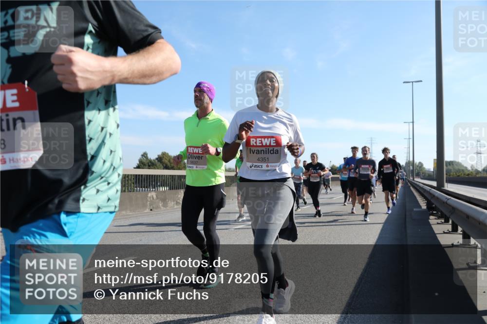 03.10.2025 - Köhlbrandbrückenlauf Yannick Fuchs http://msf.ph/oto/9178205 03.10.2025 11:17:36 Position 3 25, 8, 5637, 4351 meine-sportfotos.de