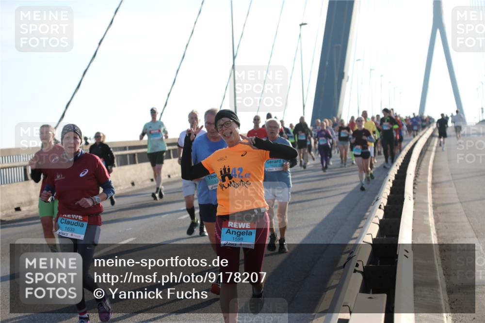 03.10.2025 - Köhlbrandbrückenlauf Yannick Fuchs http://msf.ph/oto/9178207 03.10.2025 08:30:28 Position 1 1633, 13, 42, 1522, 1598 meine-sportfotos.de