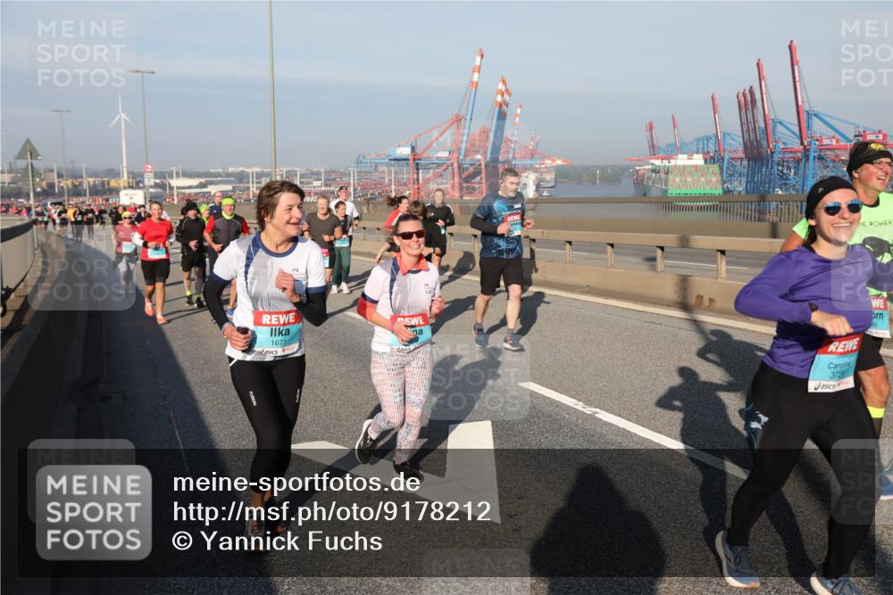 03.10.2025 - Köhlbrandbrückenlauf Yannick Fuchs http://msf.ph/oto/9178212 03.10.2025 08:49:46 Position 2 1671, 3726 meine-sportfotos.de