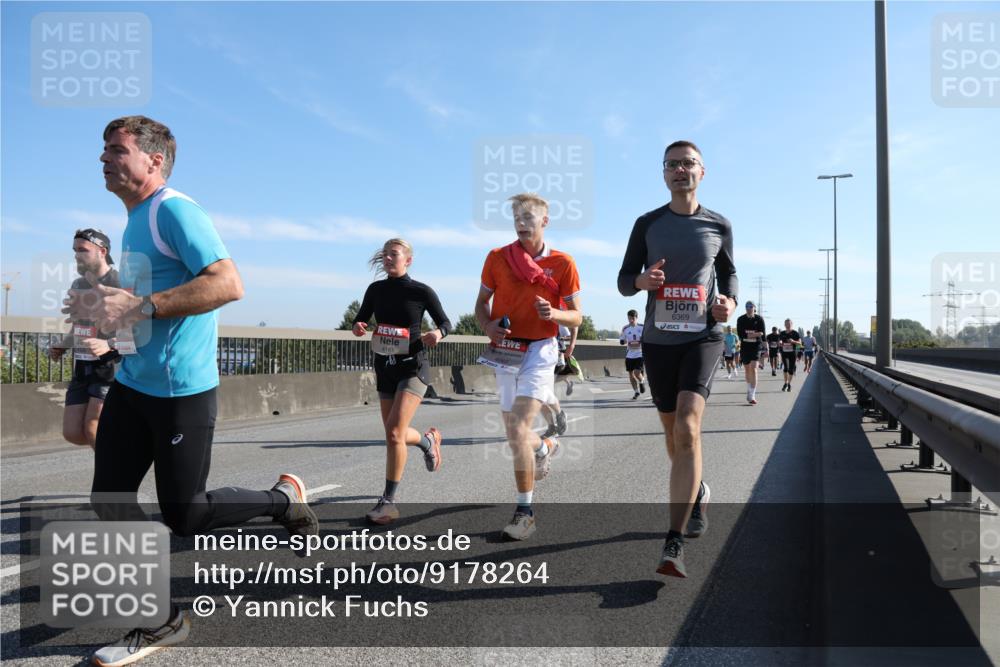 03.10.2025 - Köhlbrandbrückenlauf Yannick Fuchs http://msf.ph/oto/9178264 03.10.2025 11:17:40 Position 3 4161, 6369 meine-sportfotos.de