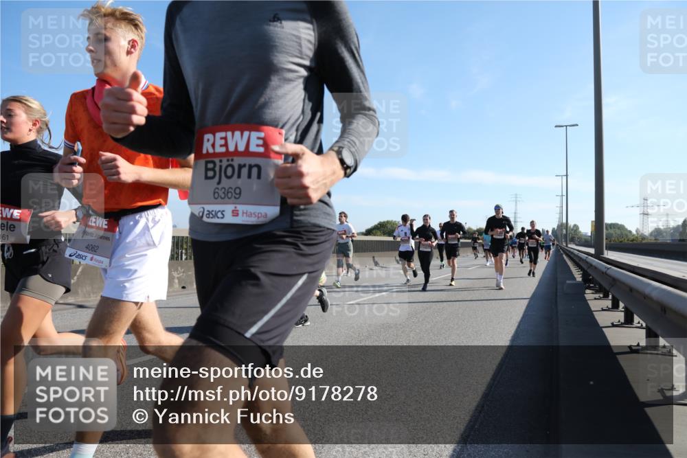 03.10.2025 - Köhlbrandbrückenlauf Yannick Fuchs http://msf.ph/oto/9178278 03.10.2025 11:17:41 Position 3 161, 4062, 6369 meine-sportfotos.de