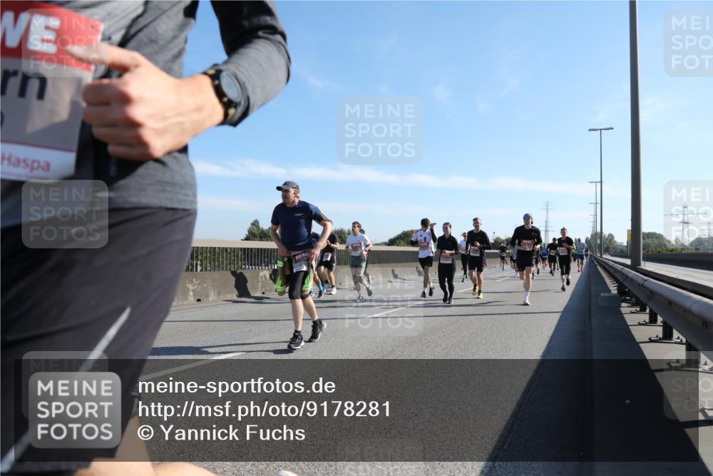 03.10.2025 - Köhlbrandbrückenlauf Yannick Fuchs http://msf.ph/oto/9178281 03.10.2025 11:17:41 Position 3  meine-sportfotos.de