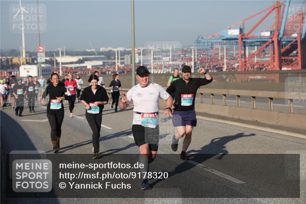 03.10.2025 - Köhlbrandbrückenlauf Yannick Fuchs http://msf.ph/oto/9178320 03.10.2025 08:49:53 Position 2 3815, 2785 meine-sportfotos.de