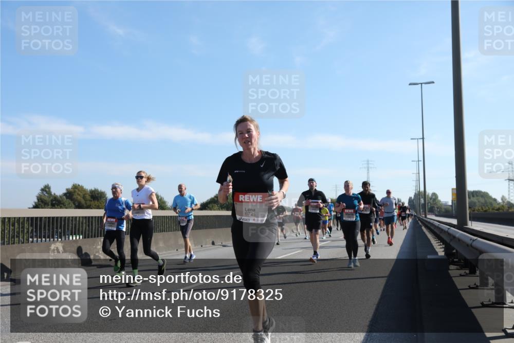 03.10.2025 - Köhlbrandbrückenlauf Yannick Fuchs http://msf.ph/oto/9178325 03.10.2025 11:17:44 Position 3 6721 meine-sportfotos.de