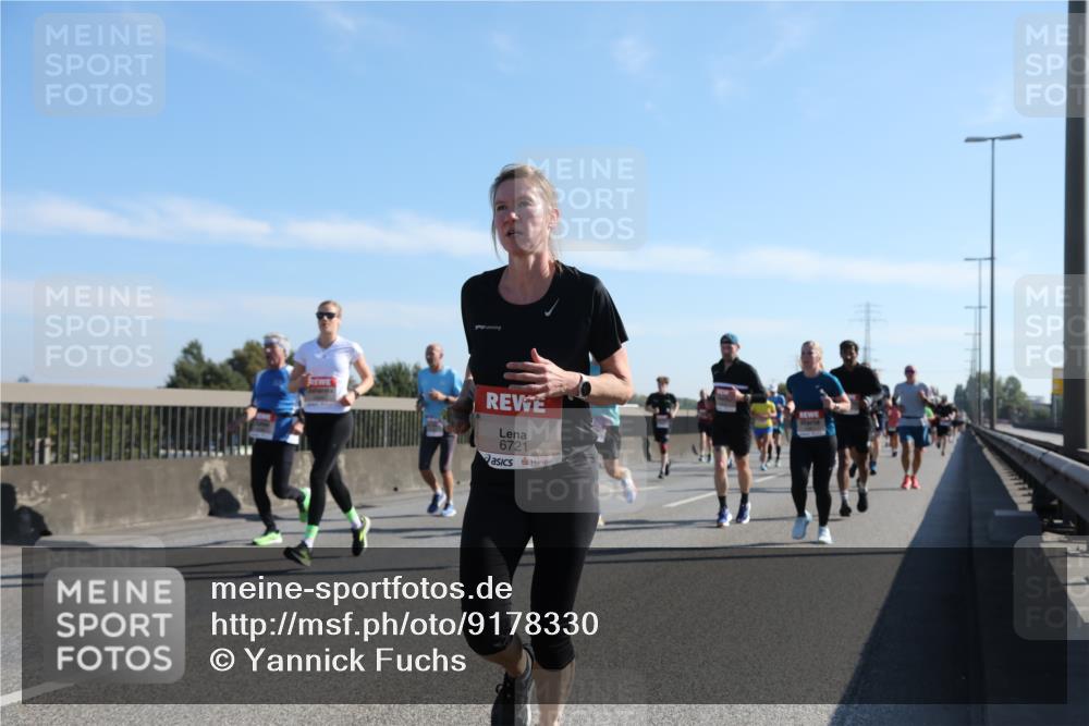 03.10.2025 - Köhlbrandbrückenlauf Yannick Fuchs http://msf.ph/oto/9178330 03.10.2025 11:17:44 Position 3 6721 meine-sportfotos.de