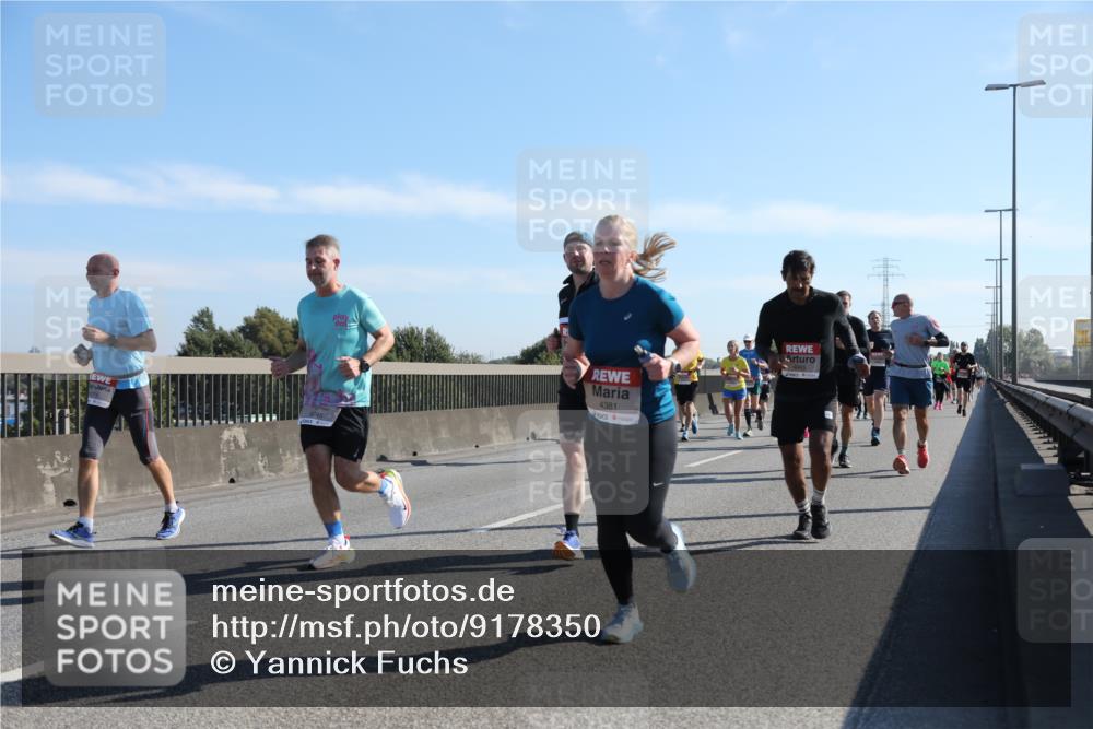 03.10.2025 - Köhlbrandbrückenlauf Yannick Fuchs http://msf.ph/oto/9178350 03.10.2025 11:17:46 Position 3 4381 meine-sportfotos.de