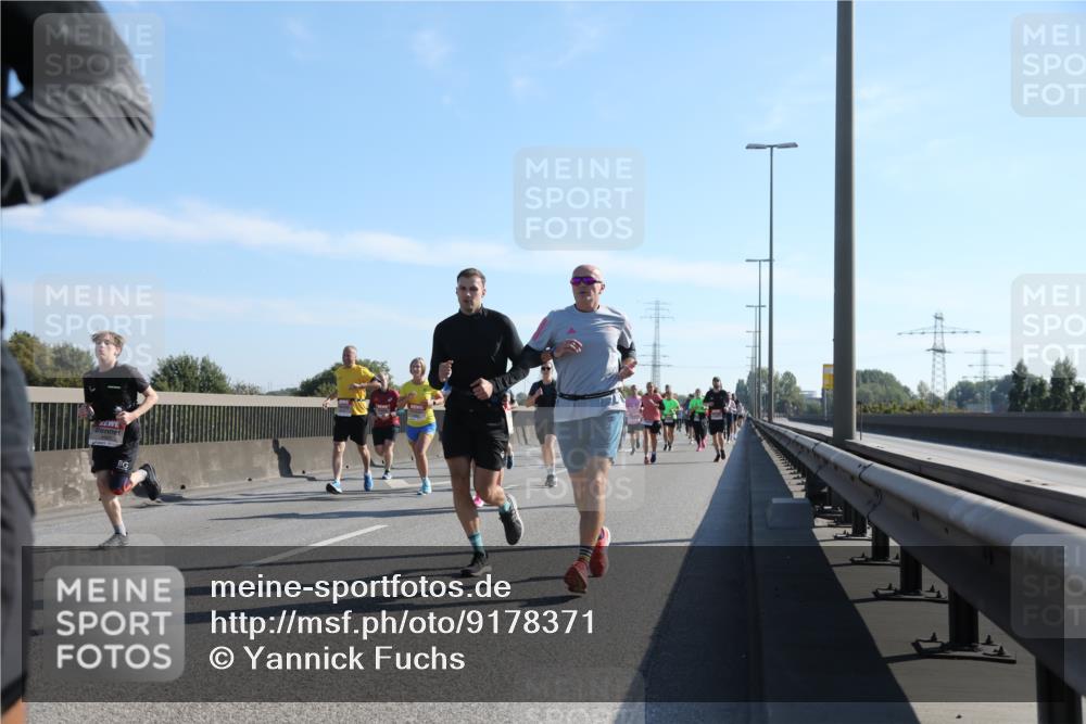 03.10.2025 - Köhlbrandbrückenlauf Yannick Fuchs http://msf.ph/oto/9178371 03.10.2025 11:17:48 Position 3  meine-sportfotos.de