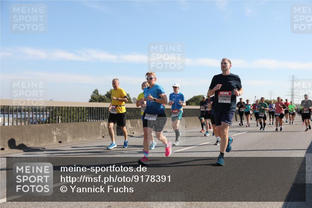 03.10.2025 - Köhlbrandbrückenlauf Yannick Fuchs http://msf.ph/oto/9178391 03.10.2025 11:17:50 Position 3  meine-sportfotos.de