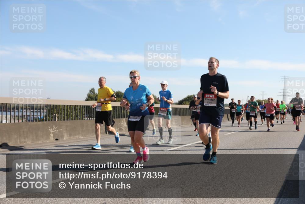 03.10.2025 - Köhlbrandbrückenlauf Yannick Fuchs http://msf.ph/oto/9178394 03.10.2025 11:17:50 Position 3 6366 meine-sportfotos.de