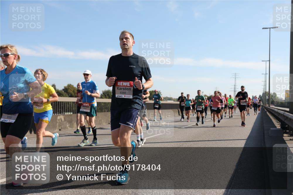 03.10.2025 - Köhlbrandbrückenlauf Yannick Fuchs http://msf.ph/oto/9178404 03.10.2025 11:17:51 Position 3 5753, 6366 meine-sportfotos.de