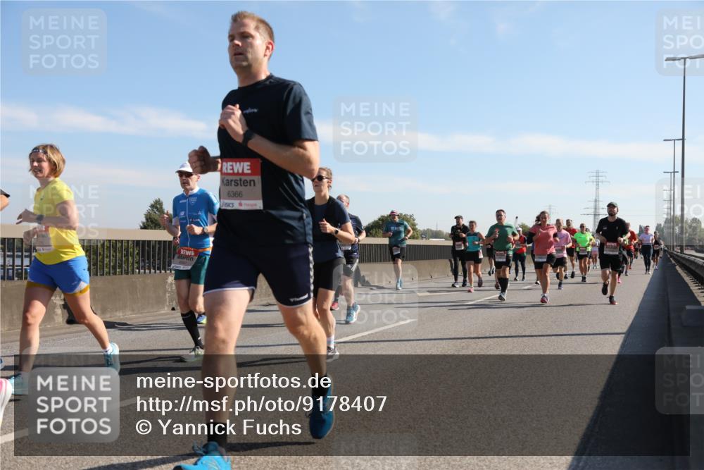 03.10.2025 - Köhlbrandbrückenlauf Yannick Fuchs http://msf.ph/oto/9178407 03.10.2025 11:17:51 Position 3 6366 meine-sportfotos.de
