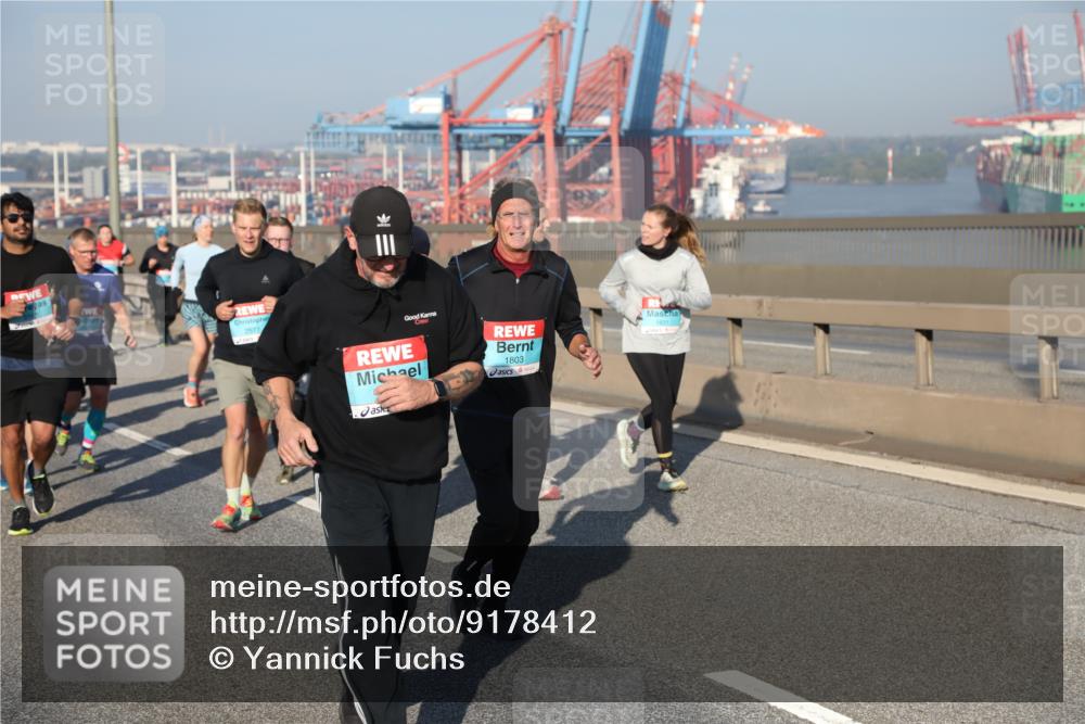 03.10.2025 - Köhlbrandbrückenlauf Yannick Fuchs http://msf.ph/oto/9178412 03.10.2025 08:50:06 Position 2 2577, 1803 meine-sportfotos.de