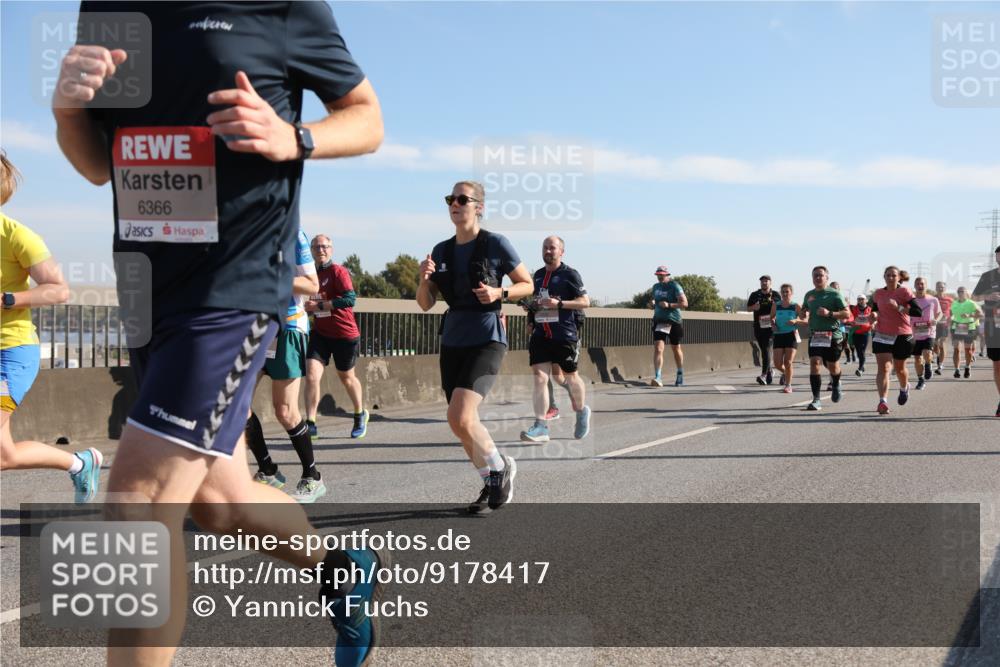 03.10.2025 - Köhlbrandbrückenlauf Yannick Fuchs http://msf.ph/oto/9178417 03.10.2025 11:17:51 Position 3 6366 meine-sportfotos.de
