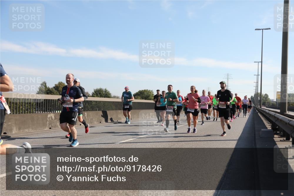 03.10.2025 - Köhlbrandbrückenlauf Yannick Fuchs http://msf.ph/oto/9178426 03.10.2025 11:17:52 Position 3  meine-sportfotos.de