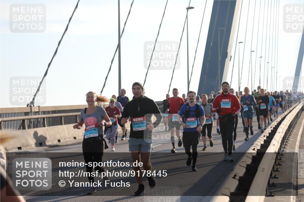 03.10.2025 - Köhlbrandbrückenlauf Yannick Fuchs http://msf.ph/oto/9178445 03.10.2025 08:31:15 Position 1 1907, 1905 meine-sportfotos.de