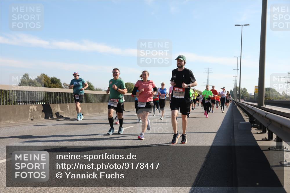 03.10.2025 - Köhlbrandbrückenlauf Yannick Fuchs http://msf.ph/oto/9178447 03.10.2025 11:17:53 Position 3 5242 meine-sportfotos.de