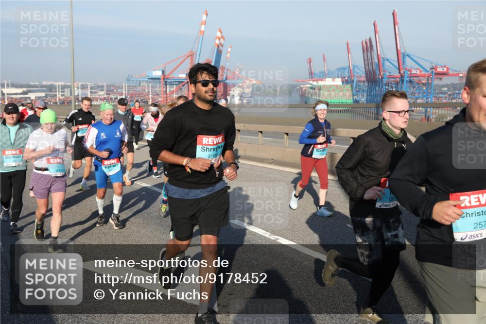 03.10.2025 - Köhlbrandbrückenlauf Yannick Fuchs http://msf.ph/oto/9178452 03.10.2025 08:50:09 Position 2 2168, 257 meine-sportfotos.de