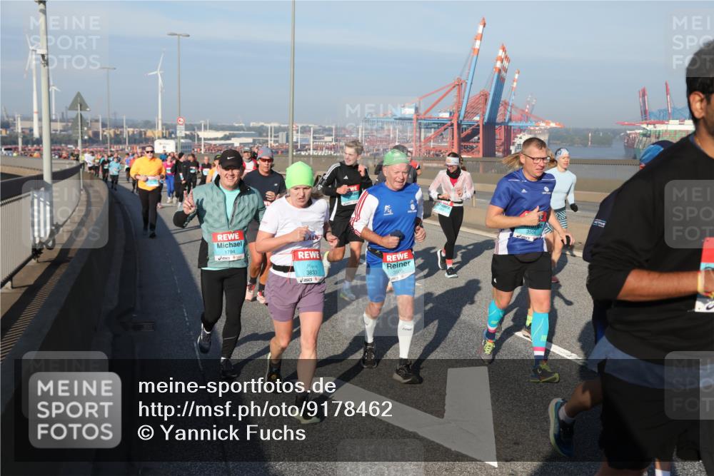 03.10.2025 - Köhlbrandbrückenlauf Yannick Fuchs http://msf.ph/oto/9178462 03.10.2025 08:50:10 Position 2 1794, 3833, 3505 meine-sportfotos.de