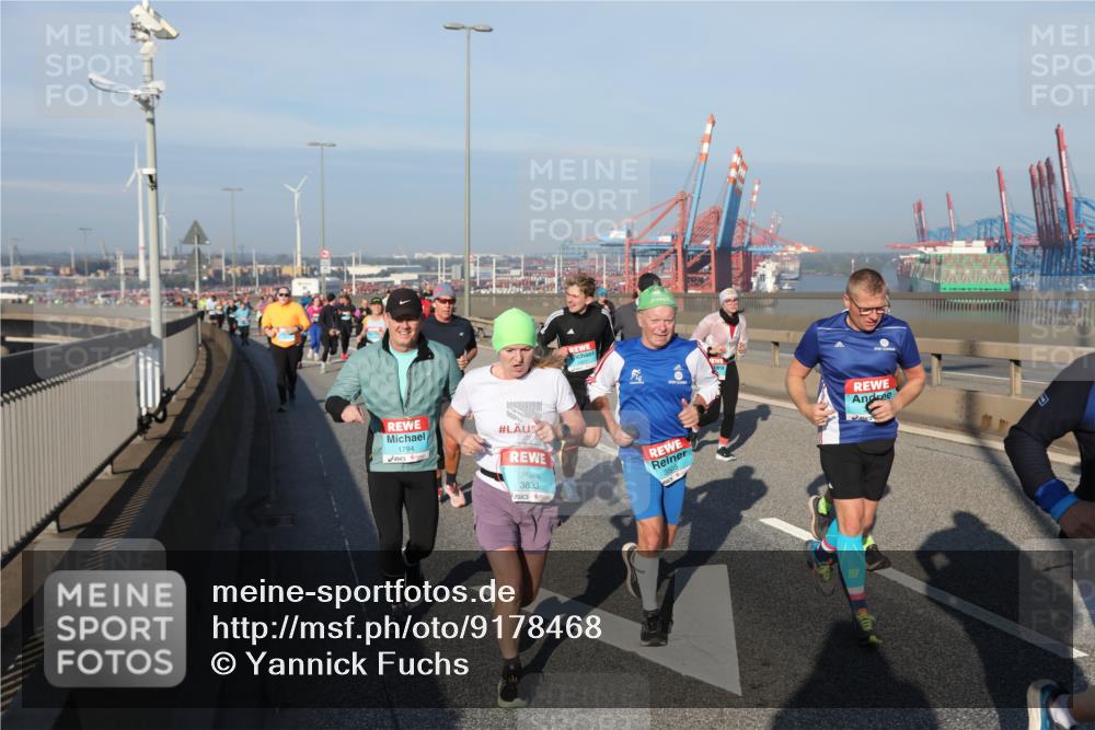 03.10.2025 - Köhlbrandbrückenlauf Yannick Fuchs http://msf.ph/oto/9178468 03.10.2025 08:50:10 Position 2 1794, 3833 meine-sportfotos.de
