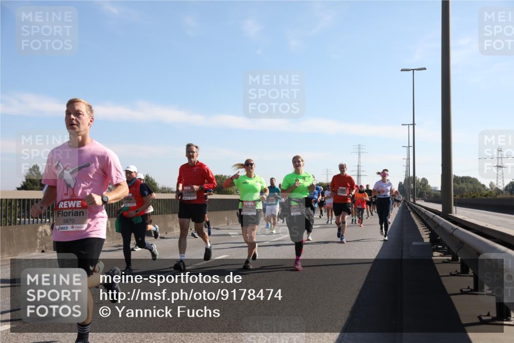 03.10.2025 - Köhlbrandbrückenlauf Yannick Fuchs http://msf.ph/oto/9178474 03.10.2025 11:17:56 Position 3 5870 meine-sportfotos.de
